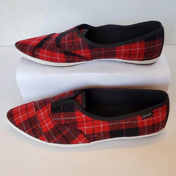 NWT Sanuk Kat Paw TX Plaid Pointed Toe Flats - Picture 4 of 12